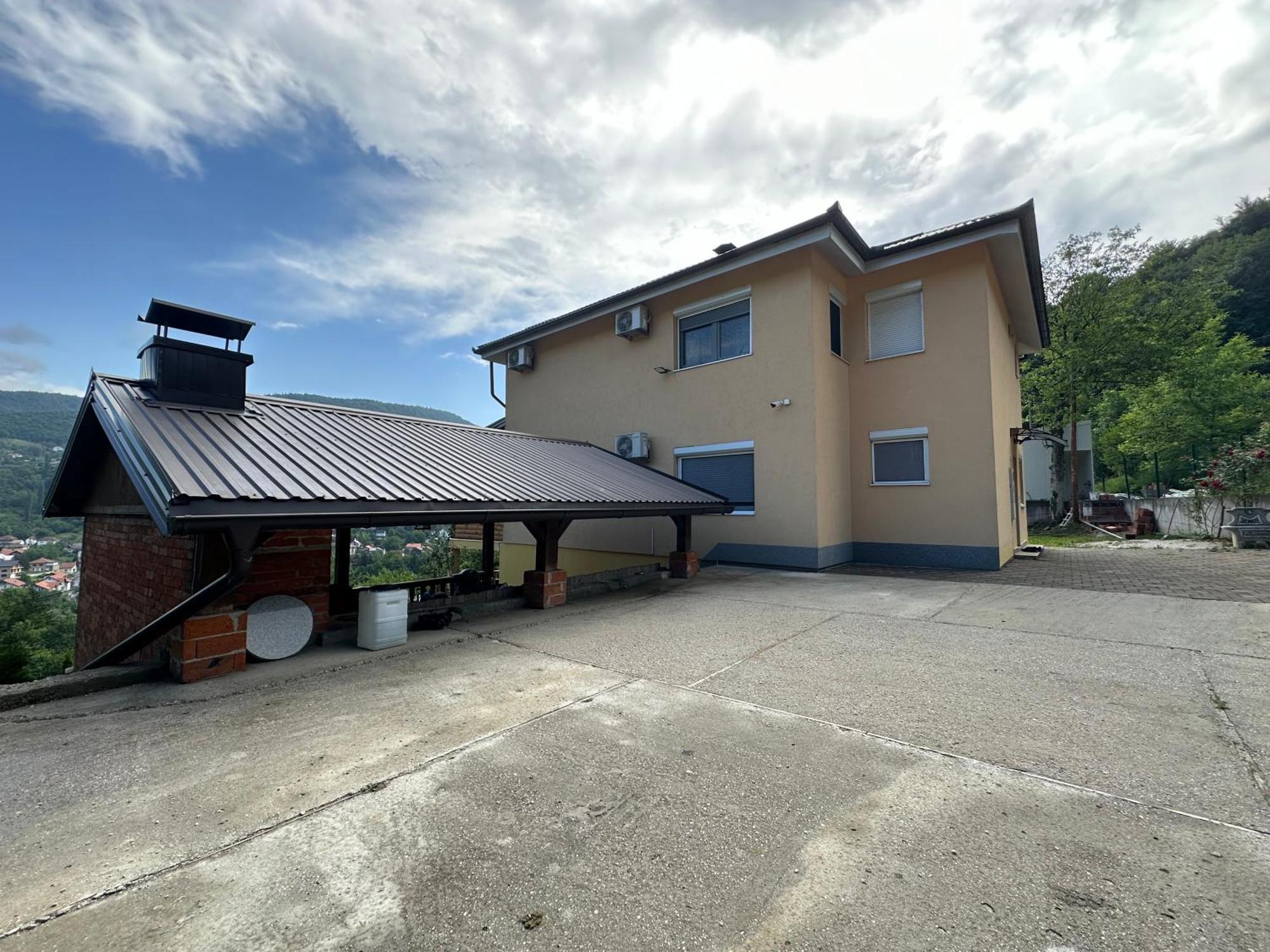 Villa Happy House *